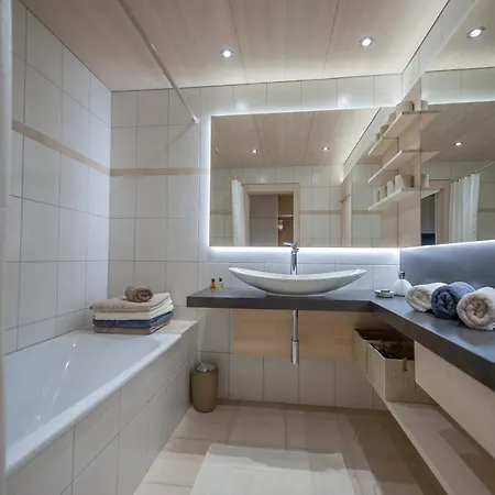 Arlsuites
